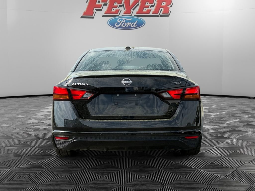 Used 2024 Nissan Altima 2.5 SV image 4