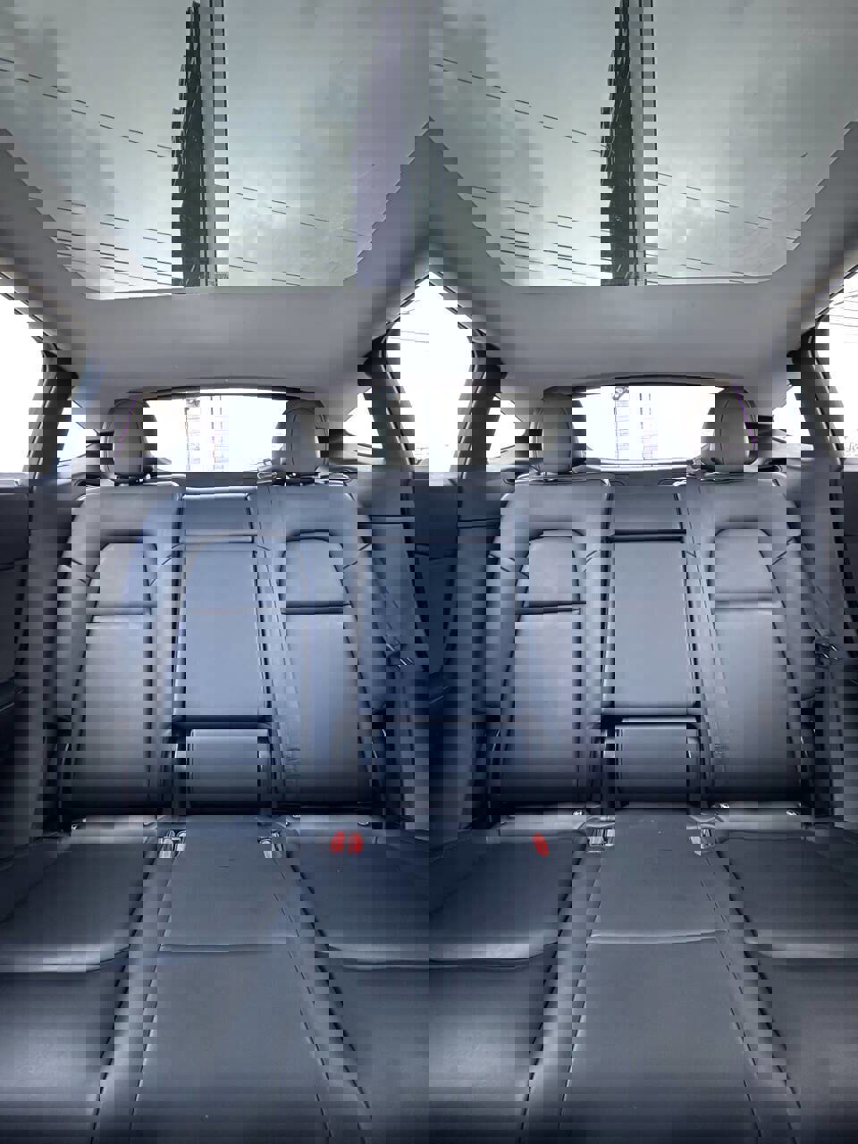 Used 2021 Tesla Model Y Long Range image 9