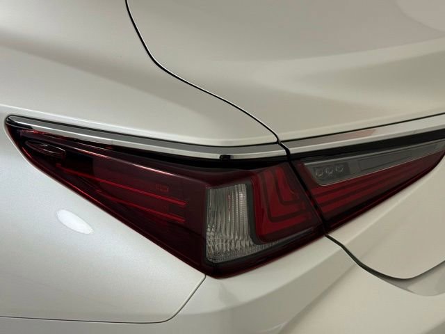 Used 2021 Lexus ES 350 w/ Premium Package FWD image 13
