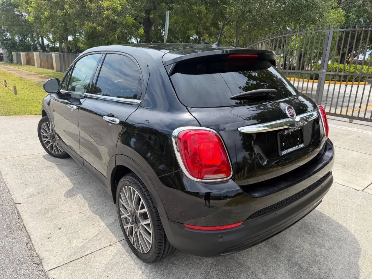 Used 2017 FIAT 500X Lounge w/ Lounge Premium Package (FWD) image 12