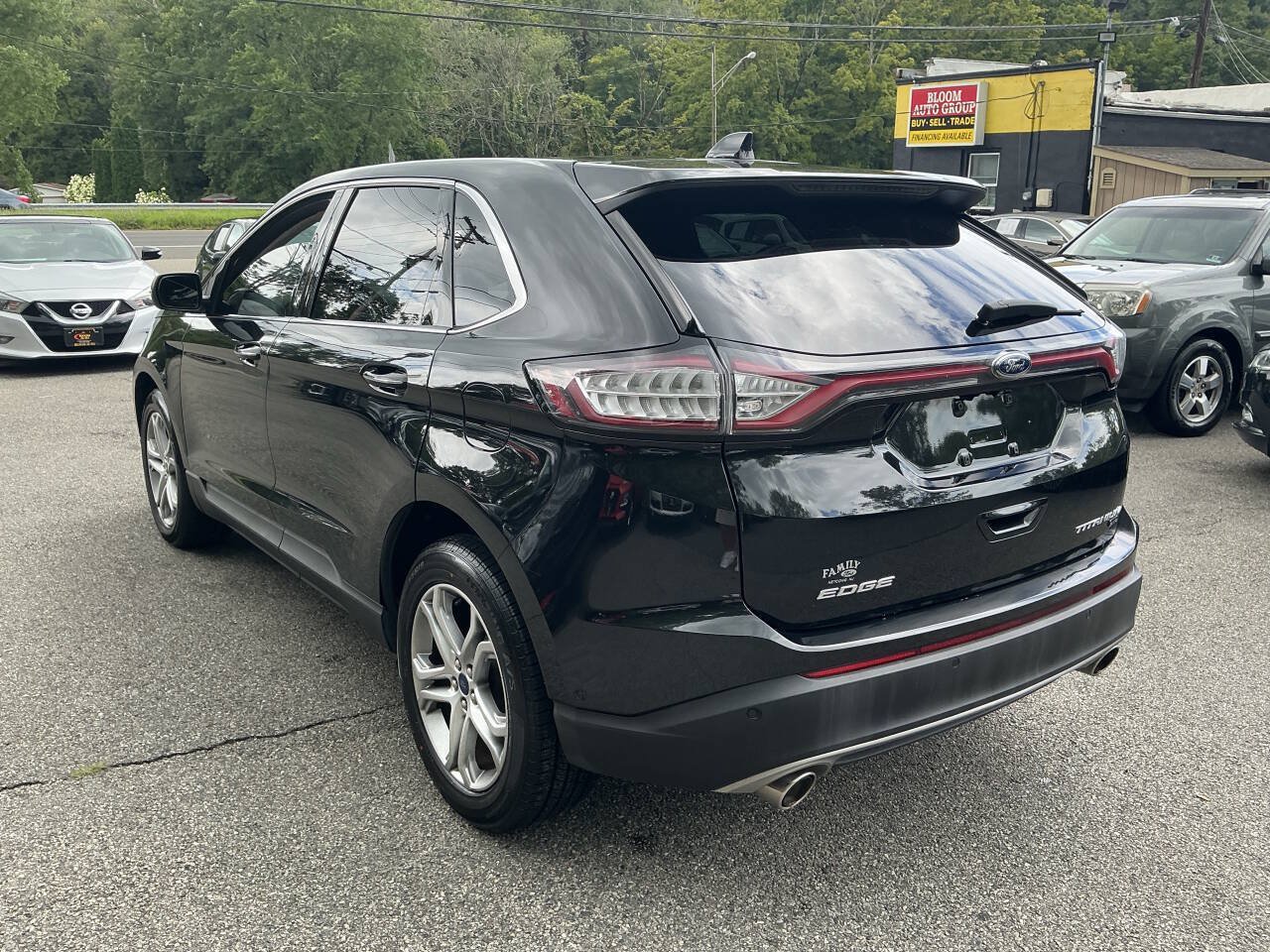Used 2015 Ford Edge Titanium w/ Equipment Group 302A AWD/4WD image 6