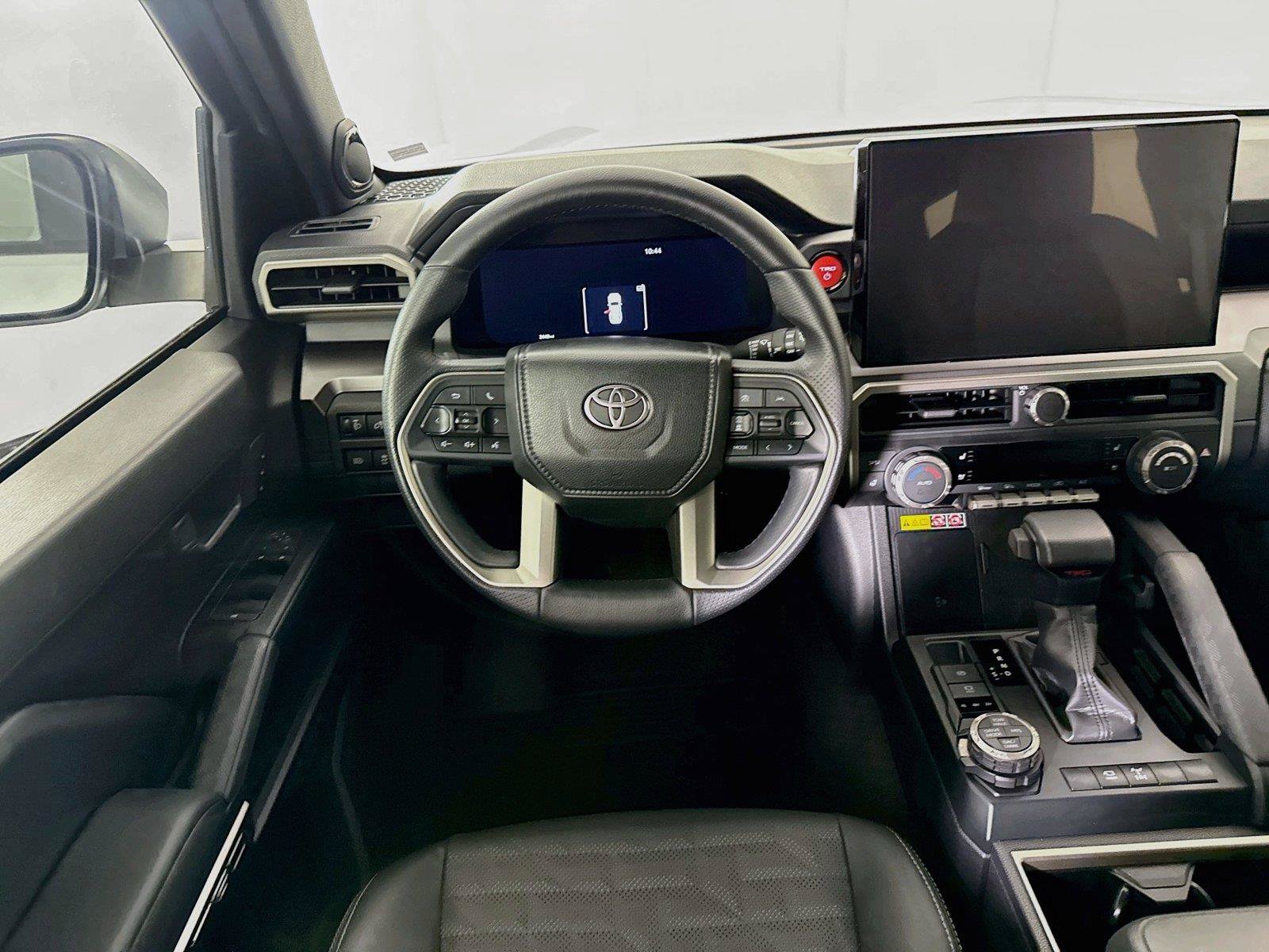 Certified 2025 Toyota 4Runner TRD Off-Road Premium AWD/4WD image 33