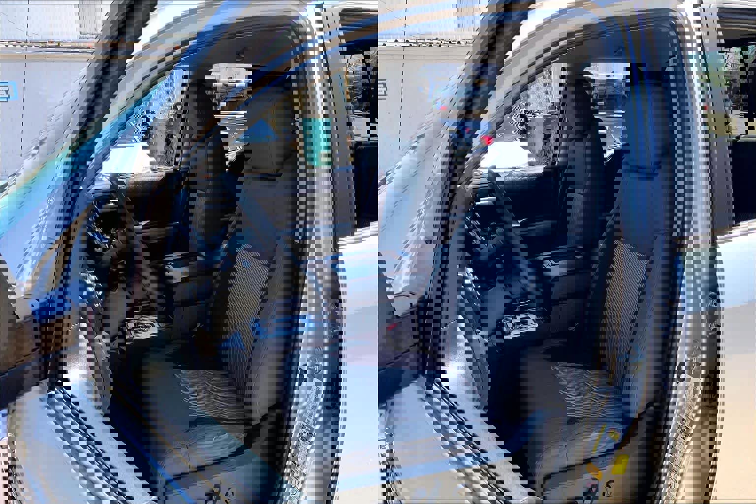 Used 2015 Toyota Tundra SR5 w/ SR5 Upgrade Package image 7