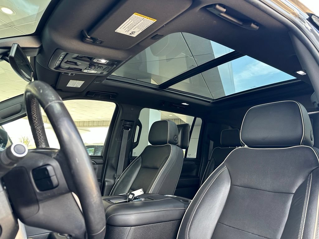 Used 2021 GMC Yukon XL SLT w/ SLT Luxury Plus Package AWD/4WD image 15