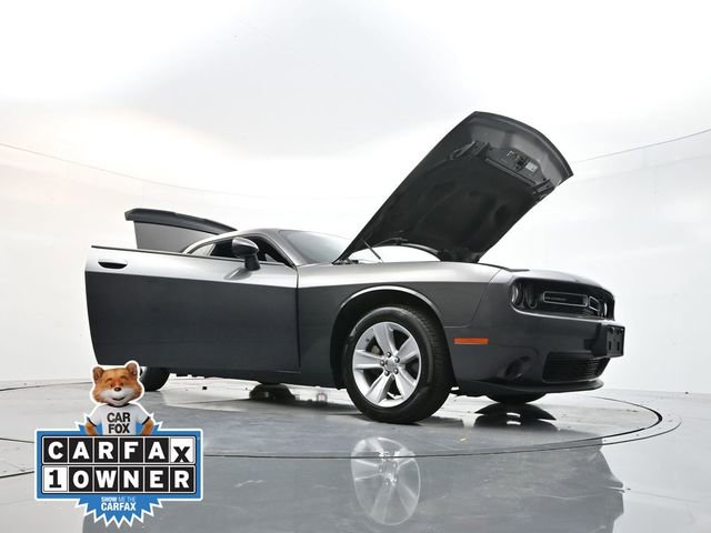 Used 2023 Dodge Challenger SXT image 37