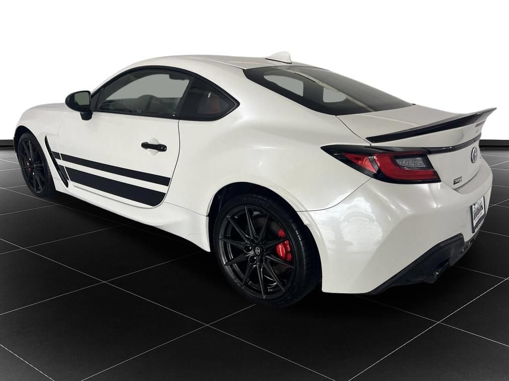 Used 2024 Toyota GR86 TRUENO Edition RWD image 3