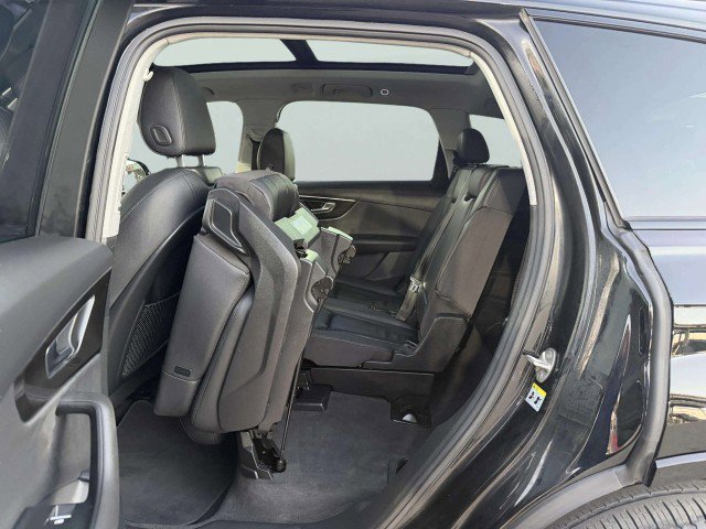 Used 2022 Audi Q7 2.0T Premium Plus AWD/4WD image 38