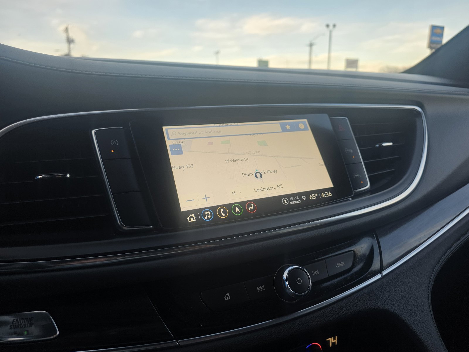 Used 2024 Buick Enclave Premium image 16