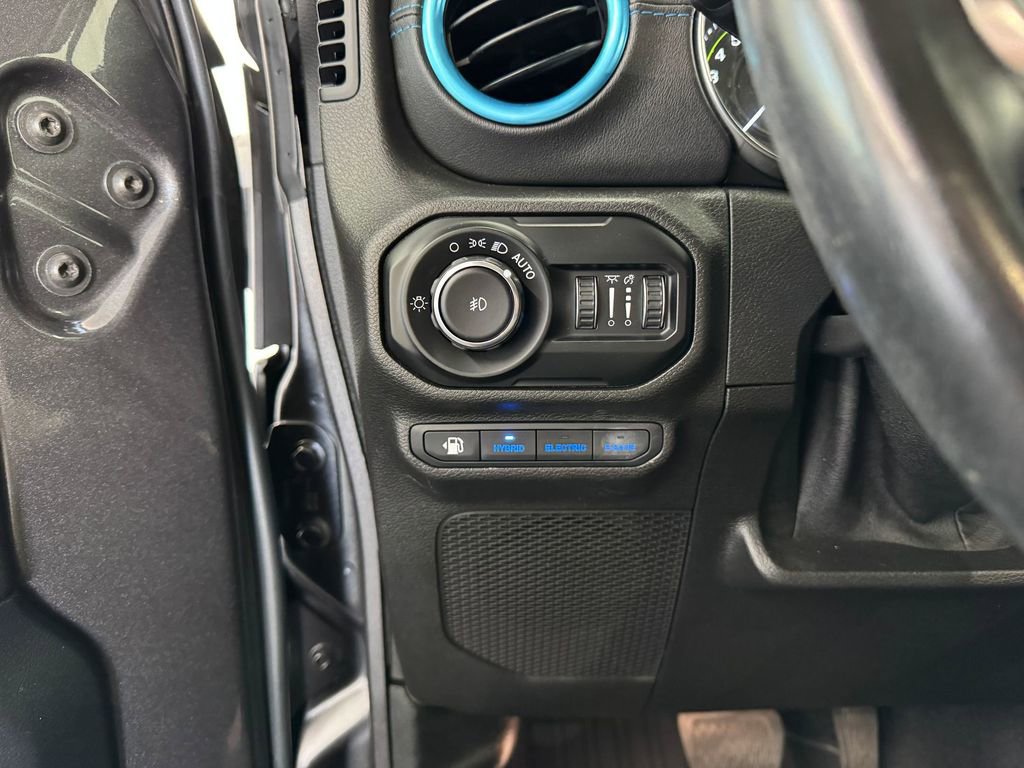 Used 2021 Jeep Wrangler Unlimited Rubicon 4xe image 27