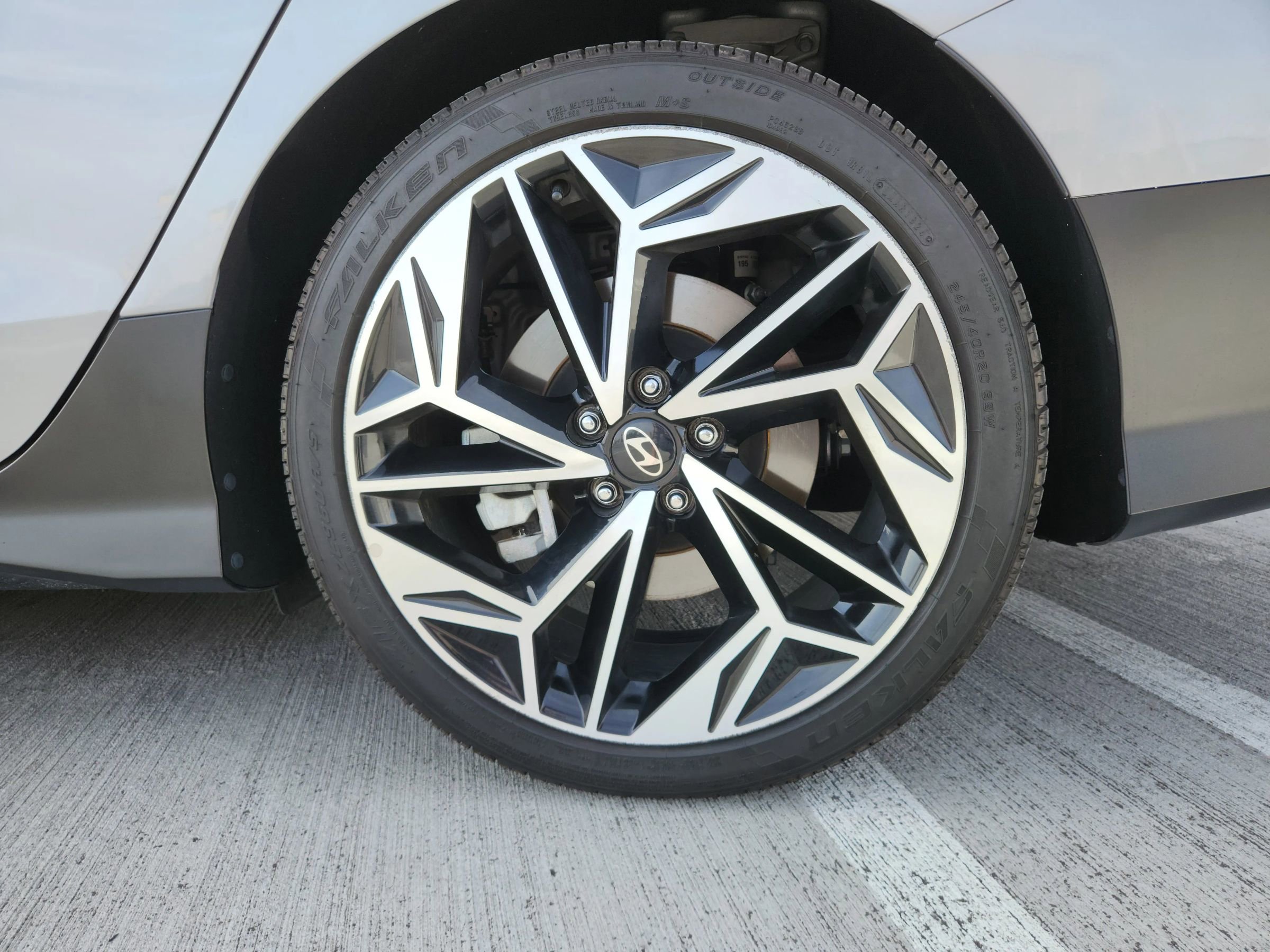 Used 2023 Hyundai Ioniq 6 SEL image 31