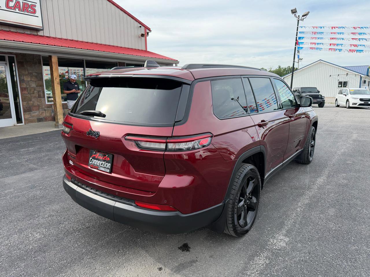 Used 2021 Jeep Grand Cherokee L Laredo AWD/4WD image 4