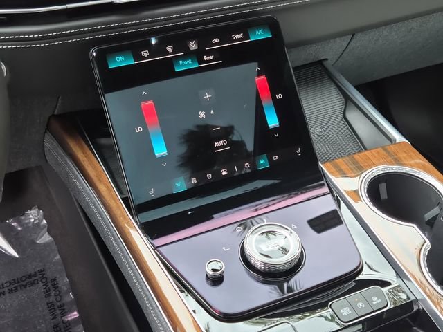 Certified 2026 Cadillac Escalade Platinum Luxury image 30