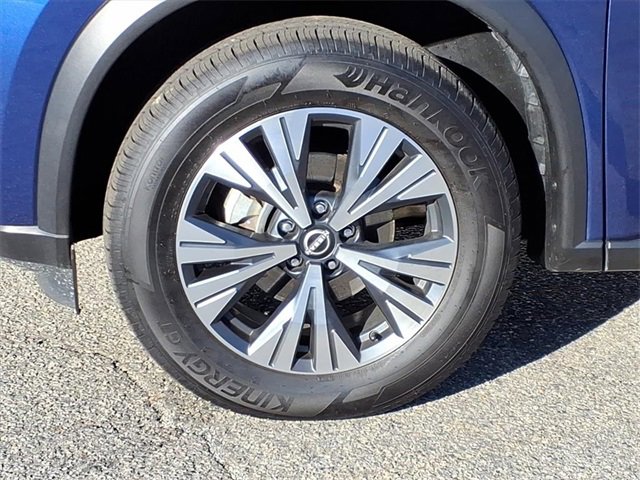 Used 2023 Nissan Rogue SV image 8