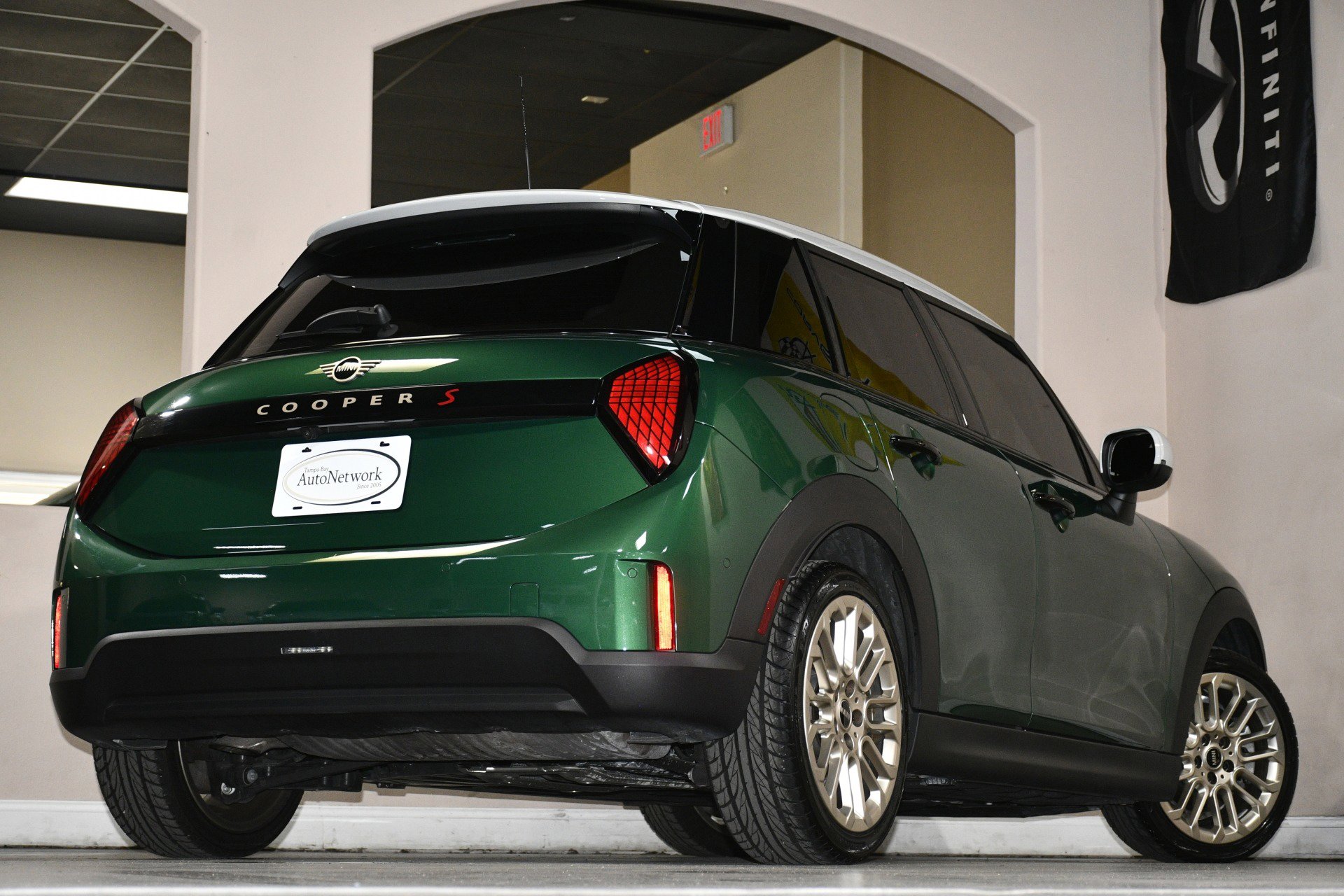 Used 2025 MINI Cooper S image 85