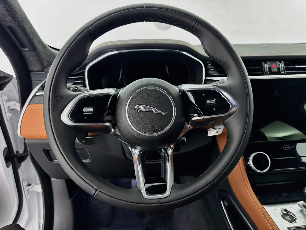 New 2026 Jaguar F-PACE R-Dynamic S AWD/4WD image 11