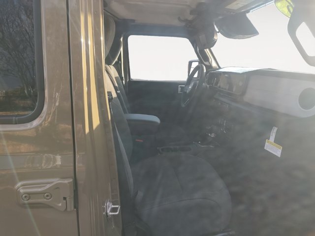 New 2026 Jeep Wrangler Unlimited Sport AWD/4WD image 15