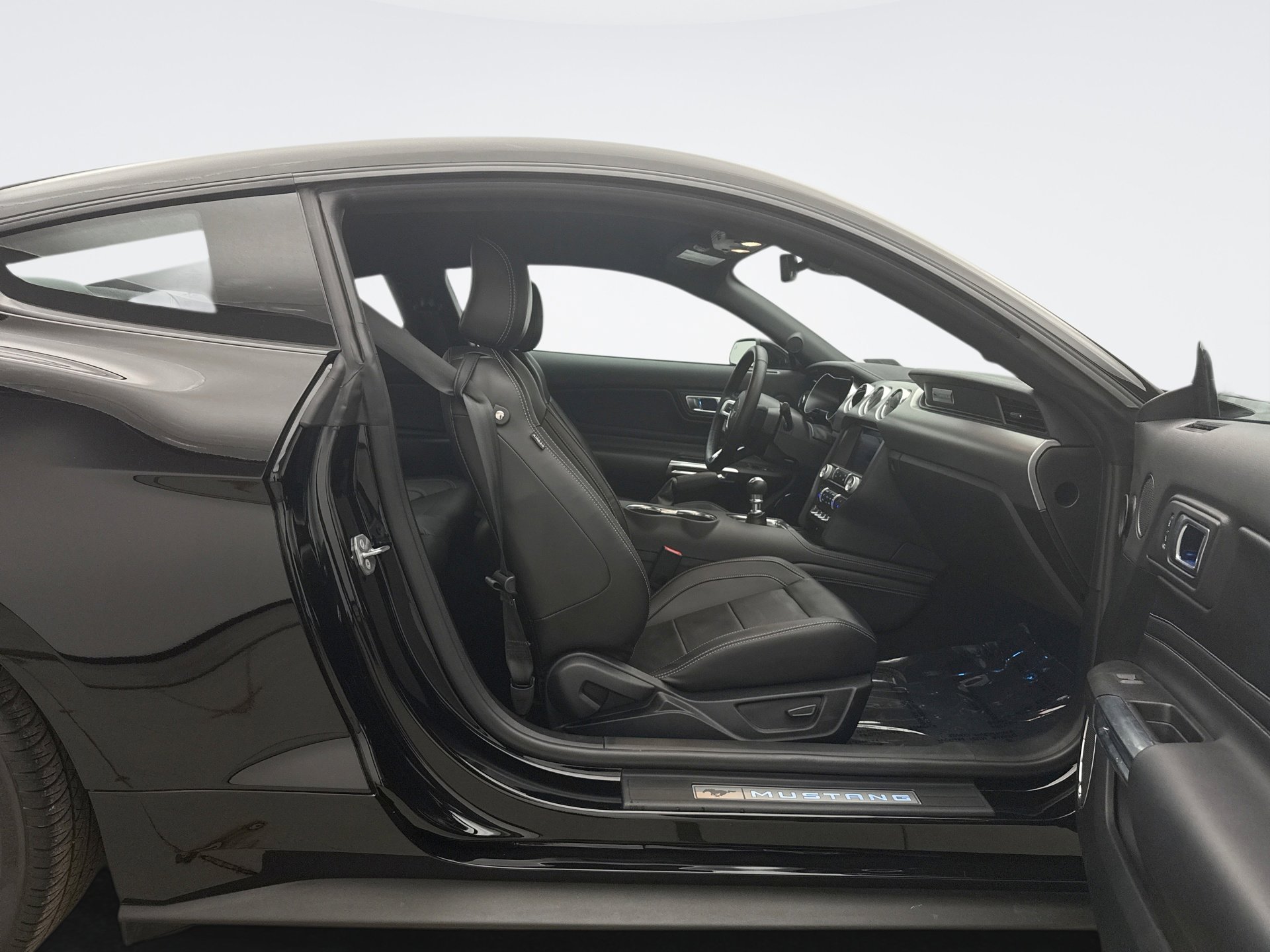 Used 2023 Ford Mustang GT Premium w/ Equipment Group 401A image 17