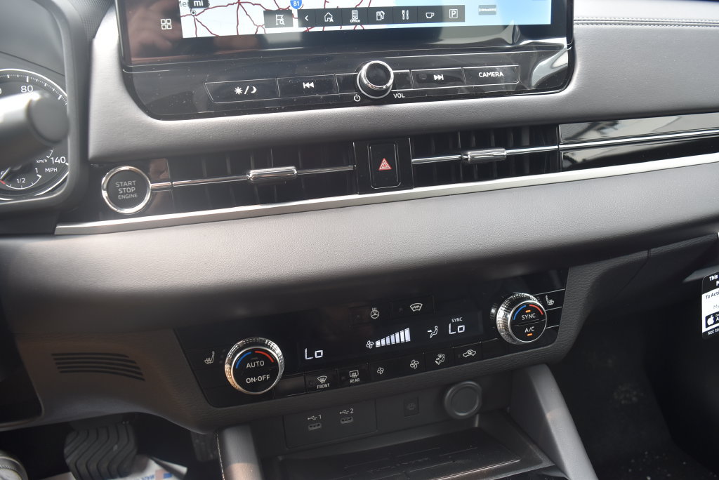 New 2026 Mitsubishi Outlander AWD image 17