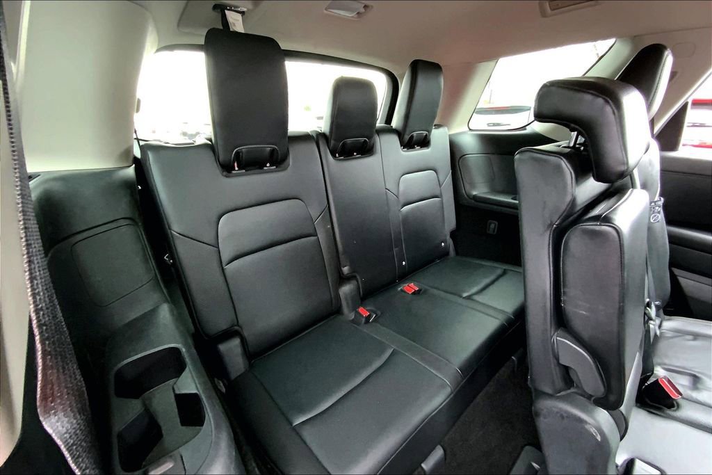 Used 2023 Nissan Pathfinder SL image 18