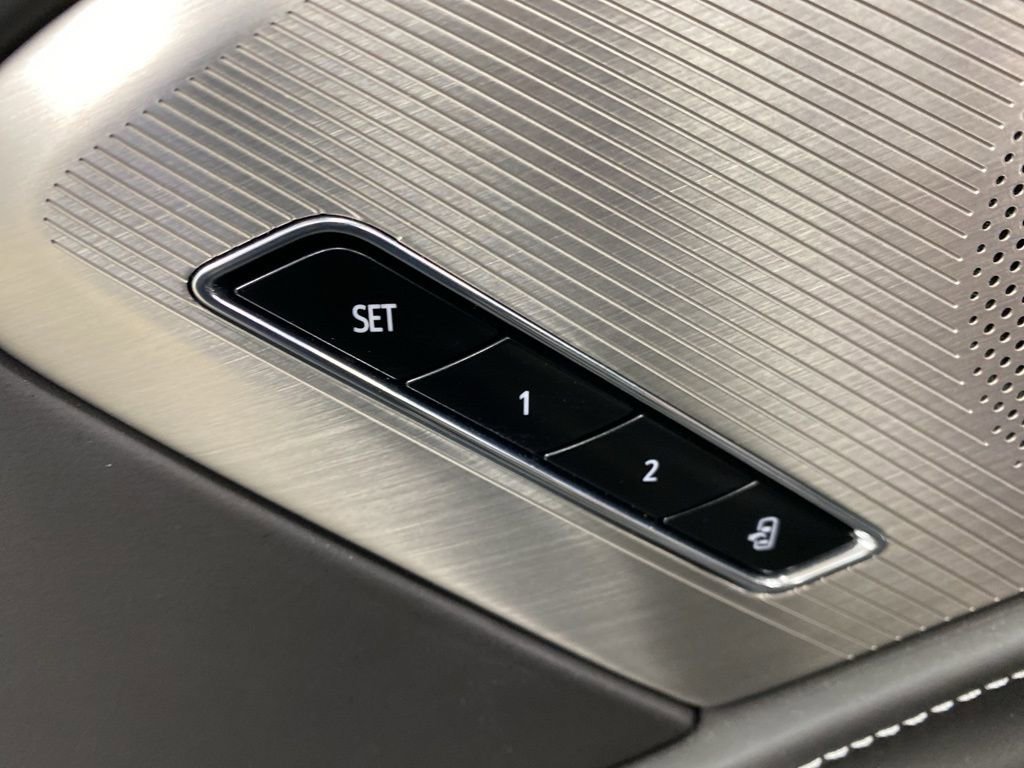 Certified 2022 Chevrolet Corvette Stingray Premium Conv w/ Z51 Performance Package RWD image 22