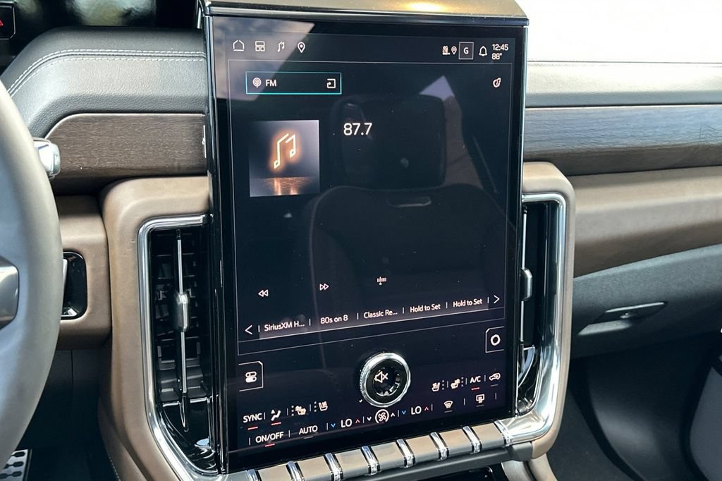 New 2026 GMC Yukon Denali Ultimate AWD/4WD image 20