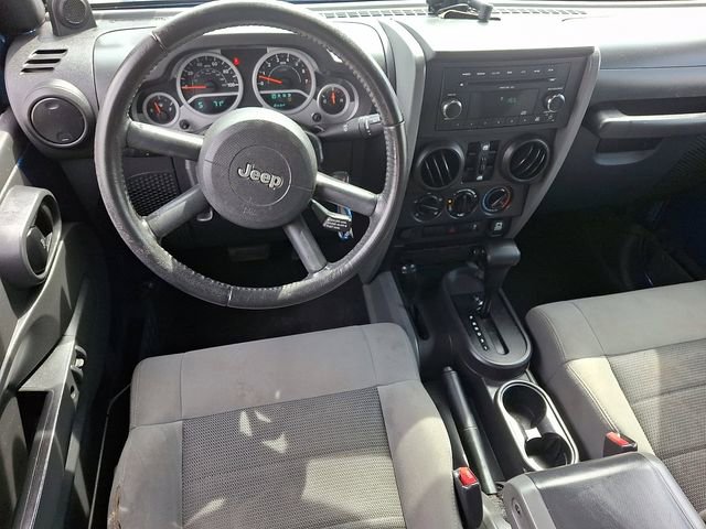 Used 2010 Jeep Wrangler Unlimited Sport image 2