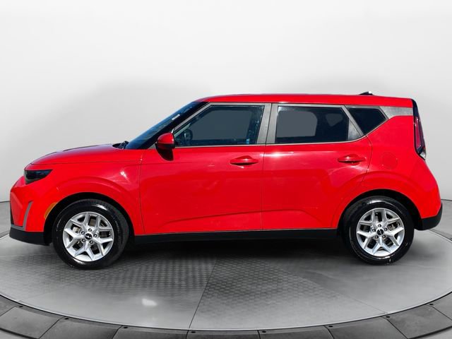 Used 2023 Kia Soul LX w/ Option Group 015 image 2