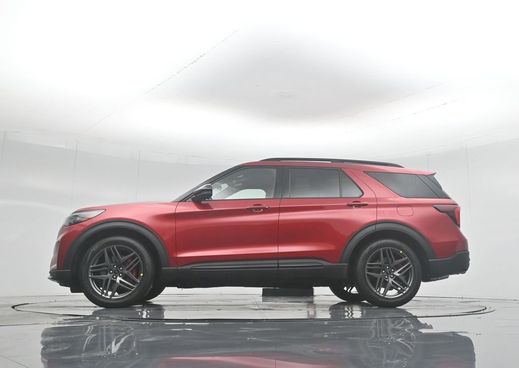 New 2026 Ford Explorer ST w/ Sun And Sound Package image 7