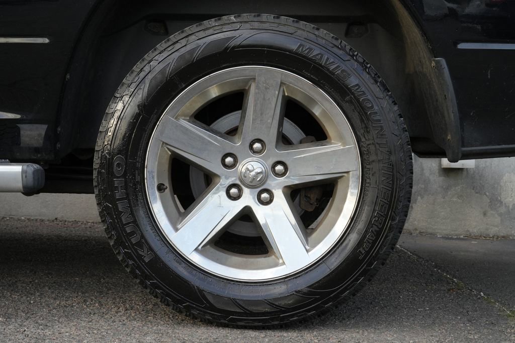 Used 2014 RAM 1500 Express w/ Ram Charger Package AWD/4WD image 12
