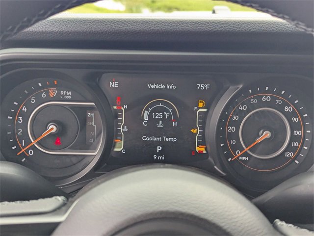 New 2025 Jeep Gladiator Sport image 21
