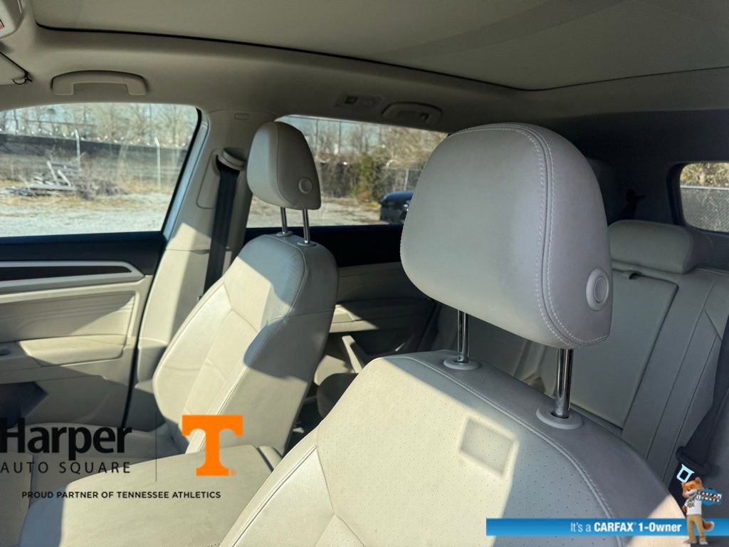 Used 2023 Volkswagen Atlas SE w/ Panoramic Sunroof Package image 12