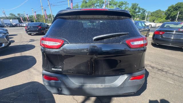 Used 2015 Jeep Cherokee Latitude w/ Comfort/Convenience Group AWD/4WD image 6