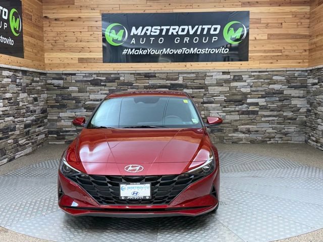 Certified 2023 Hyundai Elantra SEL w/ Cargo Package FWD video 3