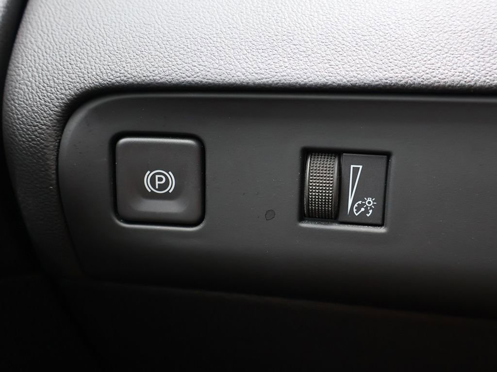 Used 2023 Buick Enclave Essence w/ Sport Touring Edition FWD image 36