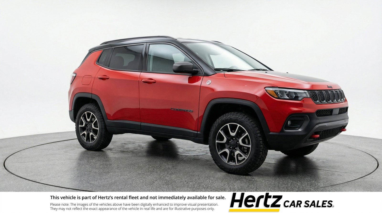 Used 2025 Jeep Compass Trailhawk image 1