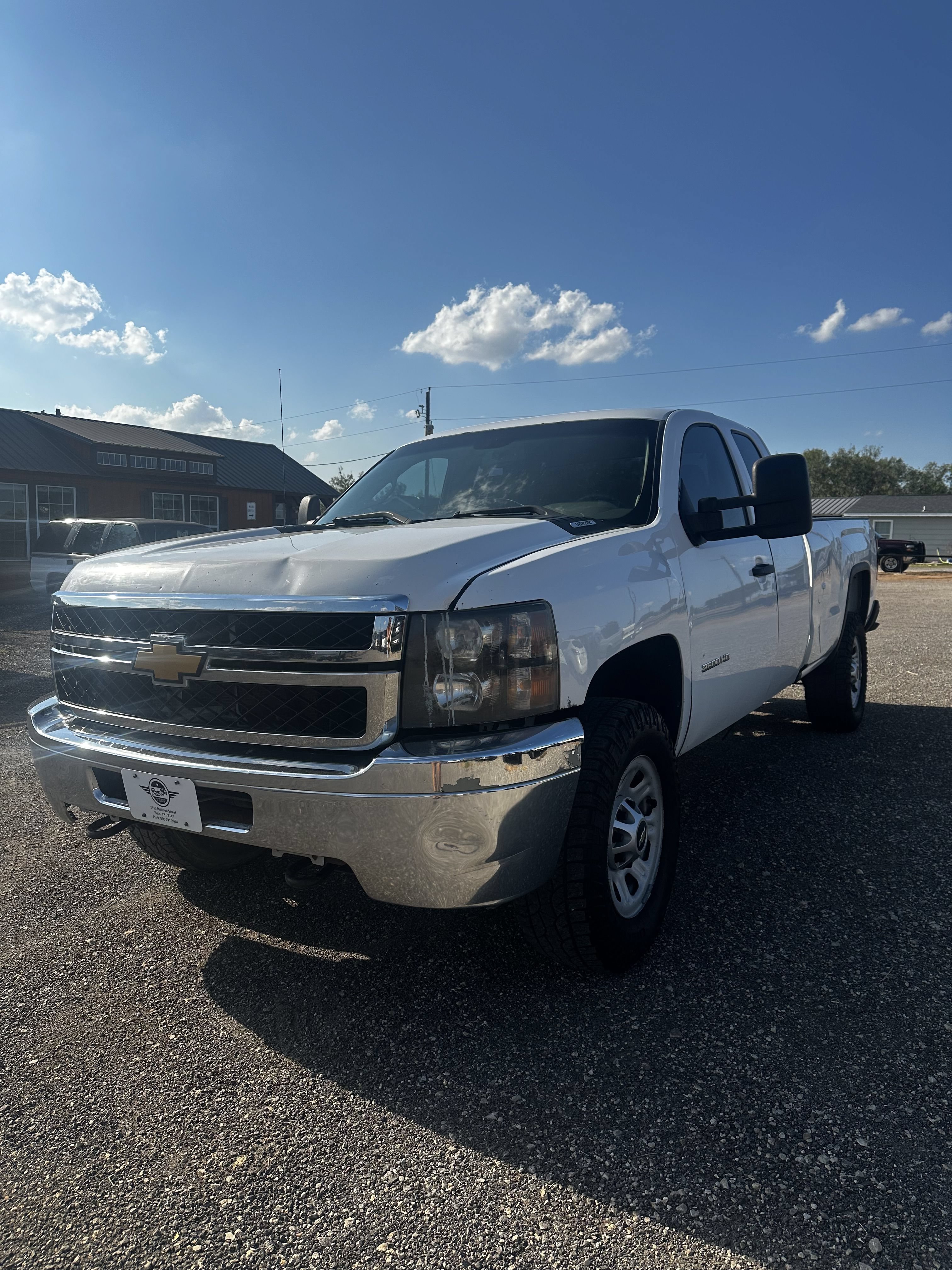 Used 2013 Chevrolet Silverado 3500 W/T AWD/4WD image 1
