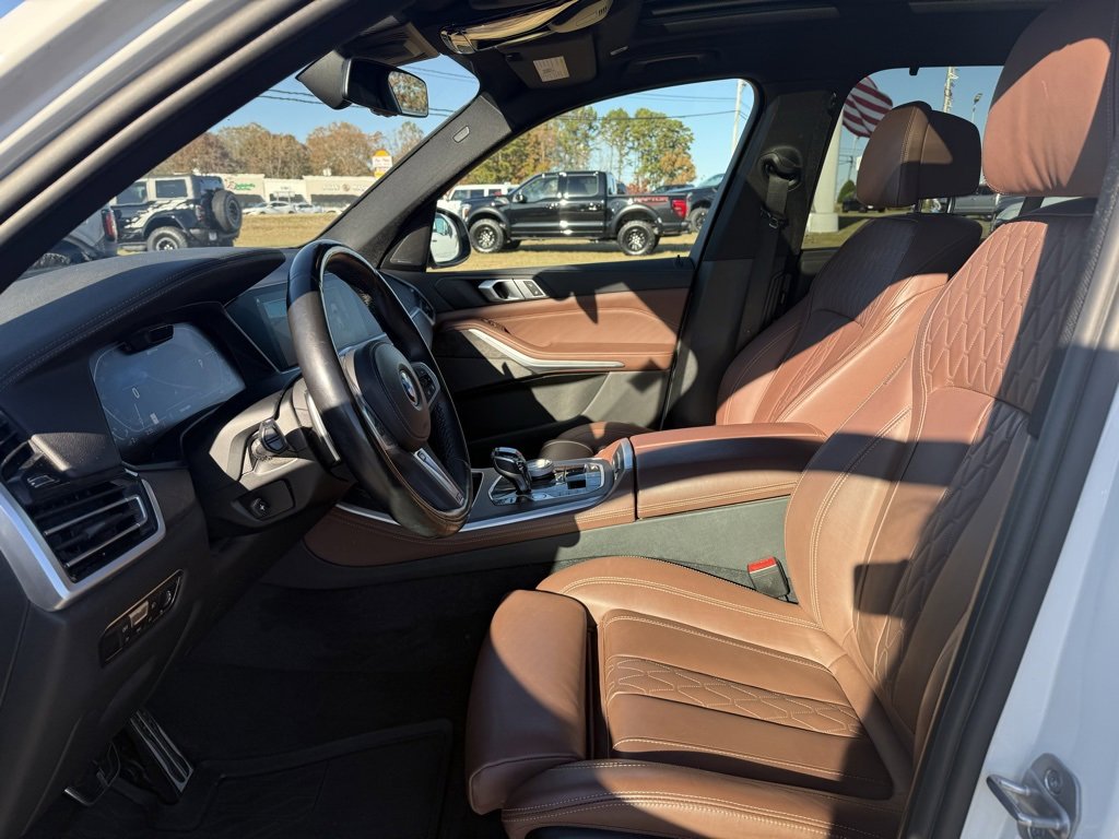 Used 2023 BMW X5 xDrive45e w/ Executive Package image 17
