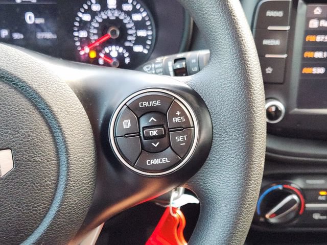 Used 2022 Kia Soul LX FWD image 29