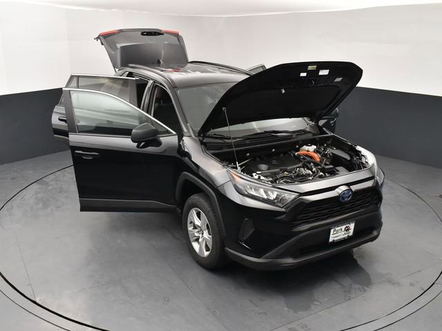 Used 2021 Toyota RAV4 LE AWD/4WD image 25