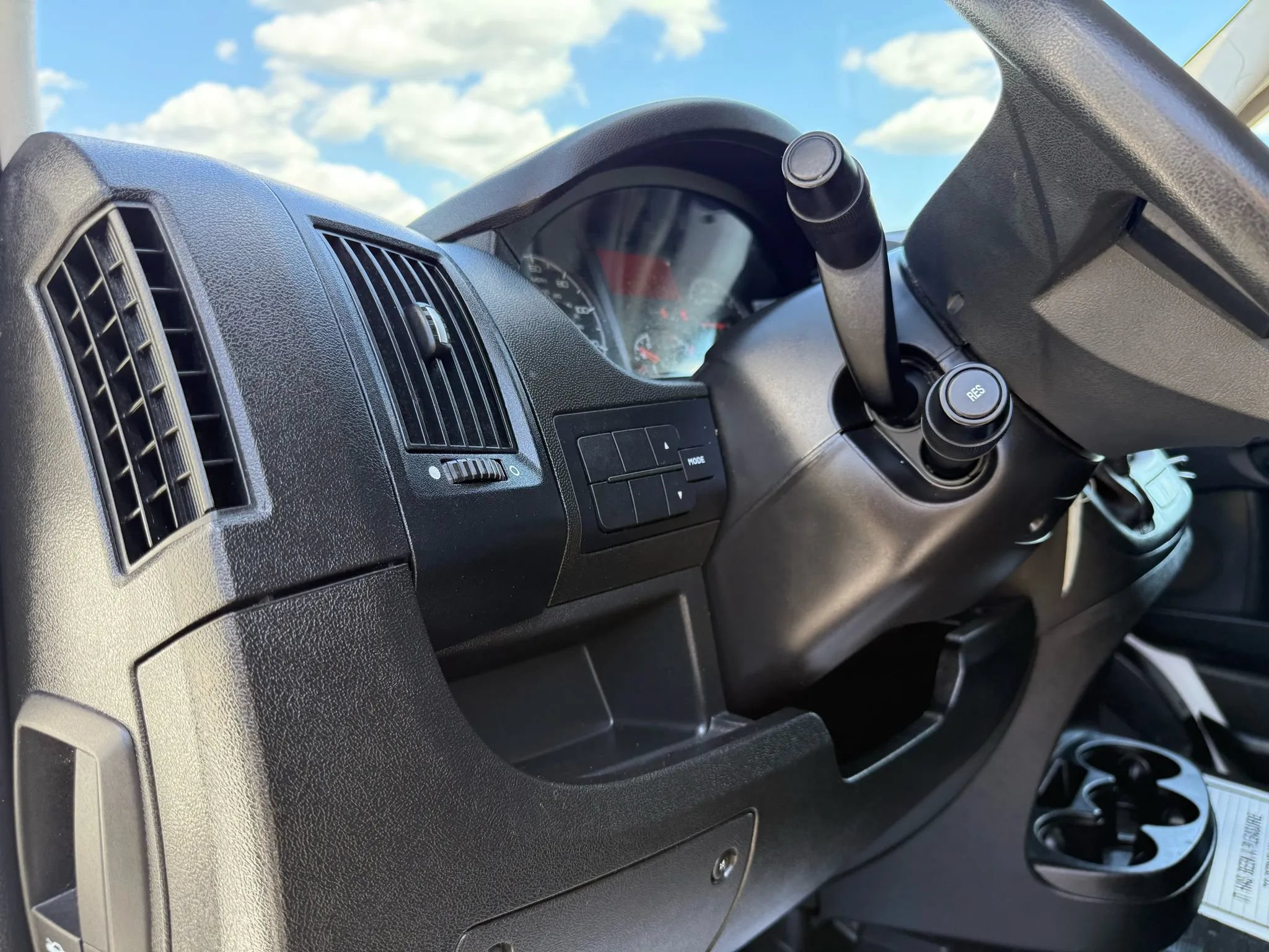 Used 2020 RAM ProMaster 1500 FWD image 30