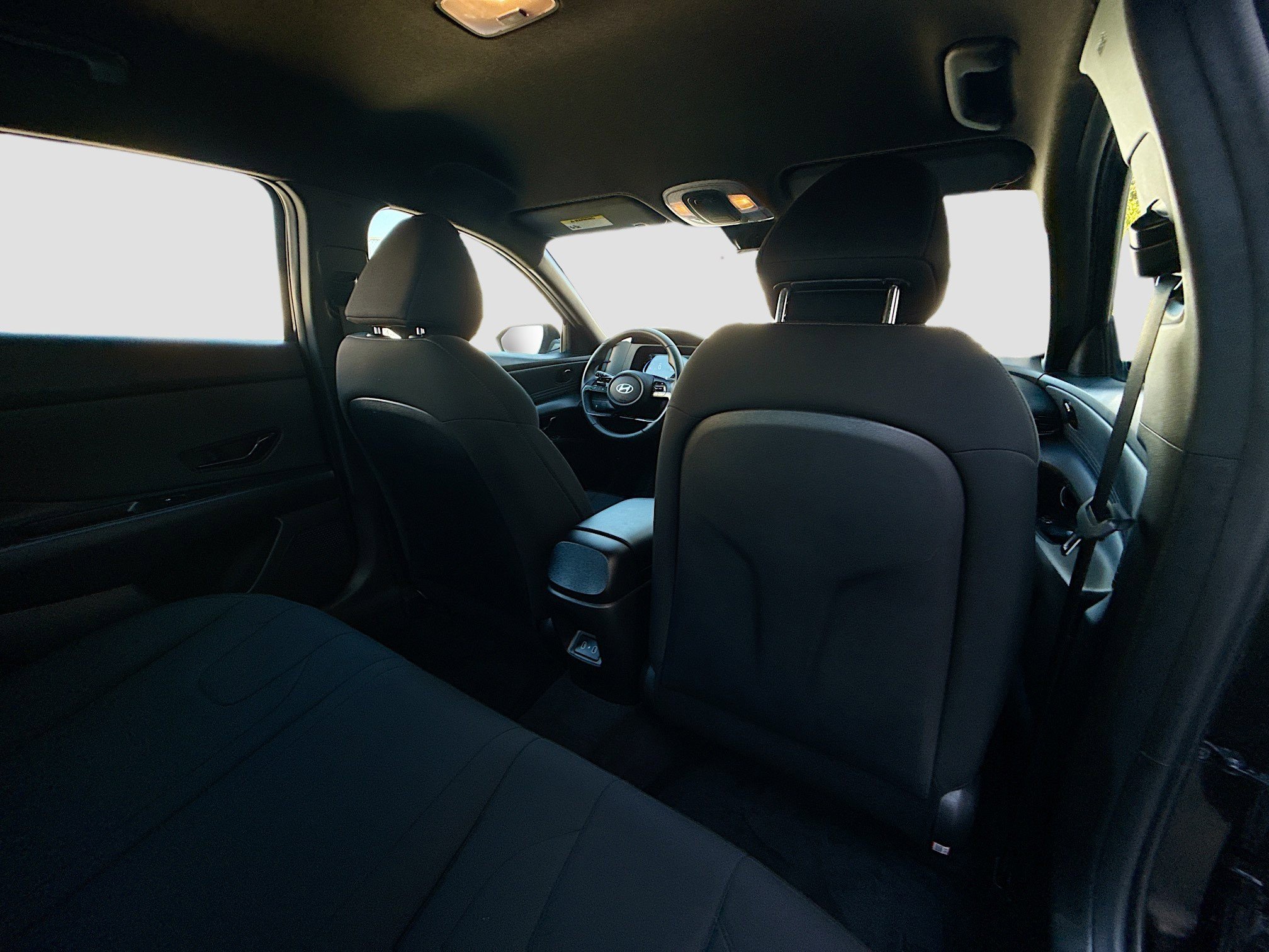 Used 2025 Hyundai Elantra Sport image 26