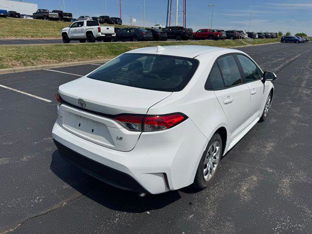Certified 2024 Toyota Corolla LE FWD image 3