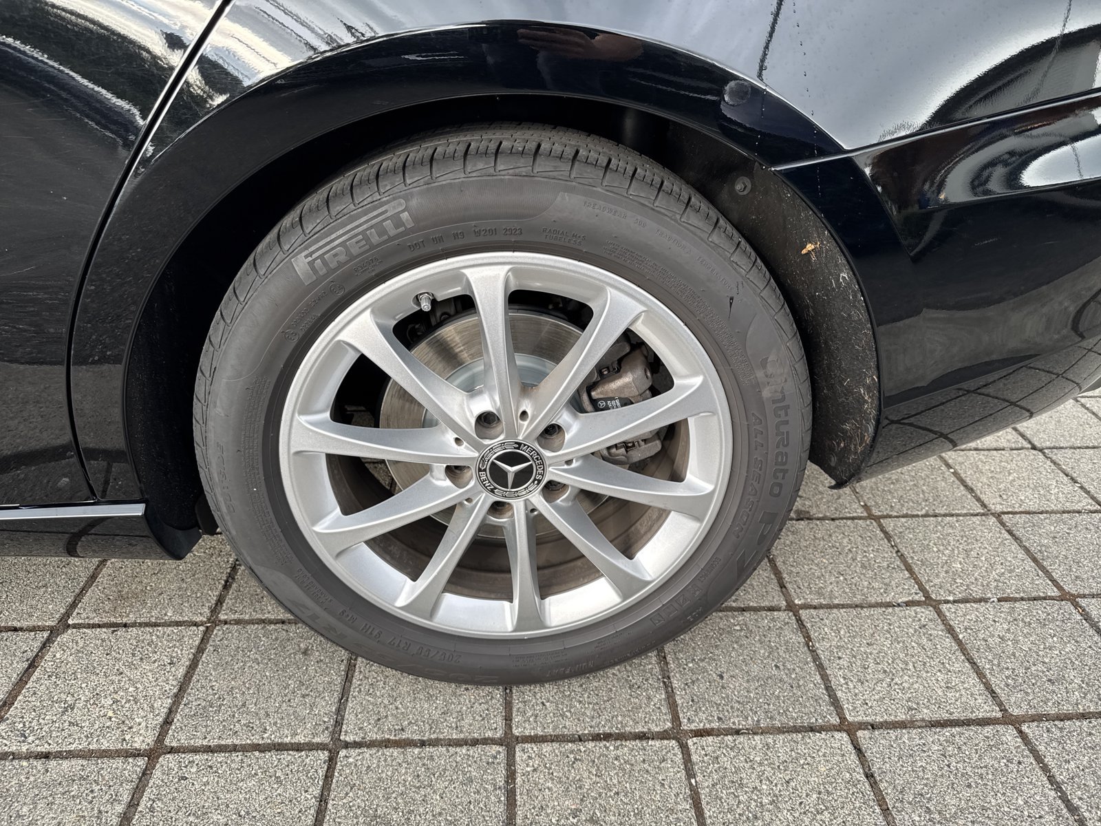 Used 2019 Mercedes-Benz A 220 image 11