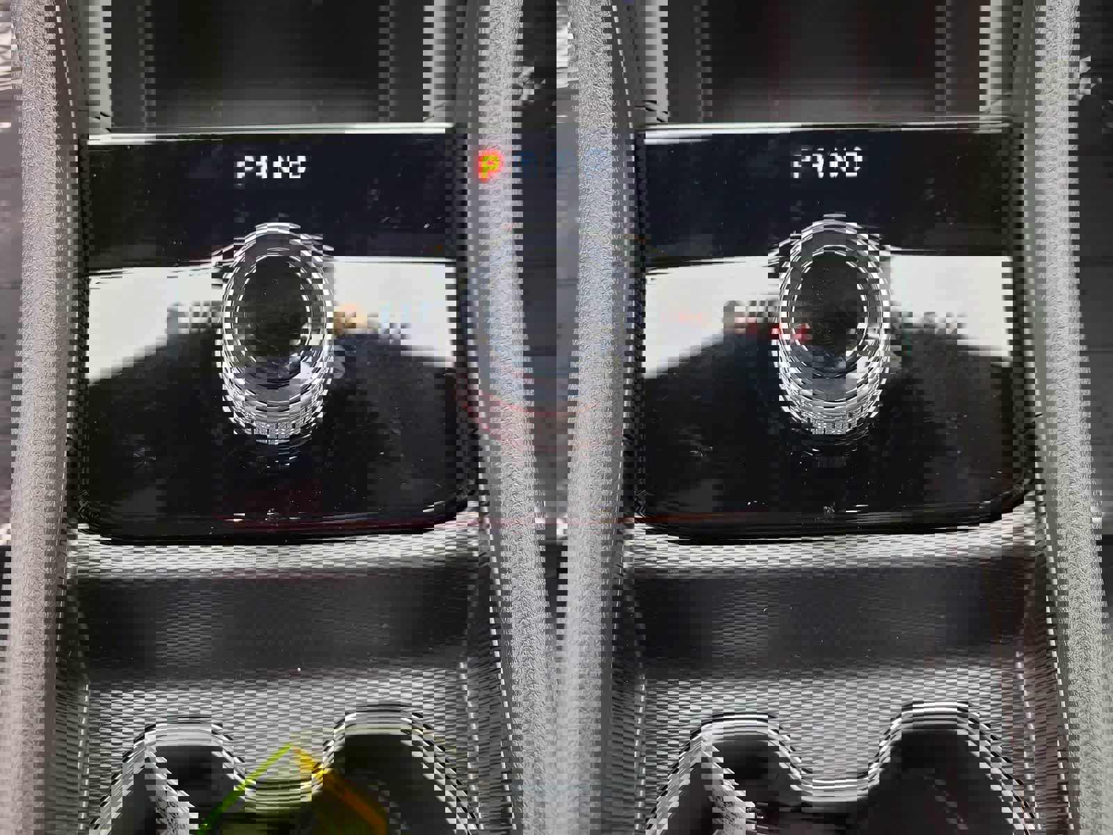 New 2025 Jeep Grand Cherokee Altitude image 25