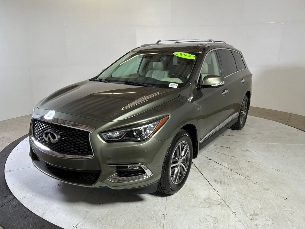 Used 2017 INFINITI QX60 FWD w/ Premium Plus Package