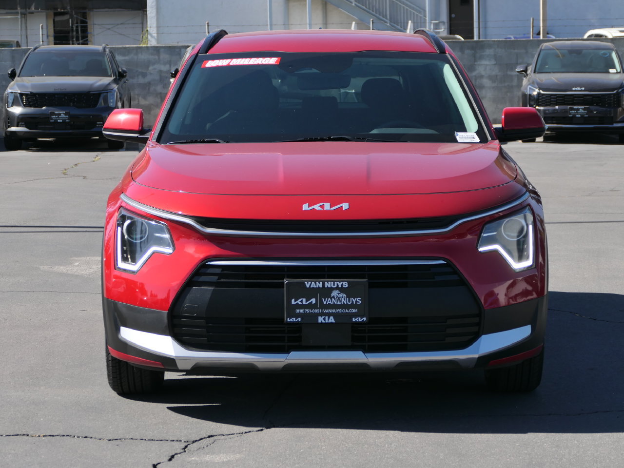 Certified 2024 Kia Niro EX FWD image 7
