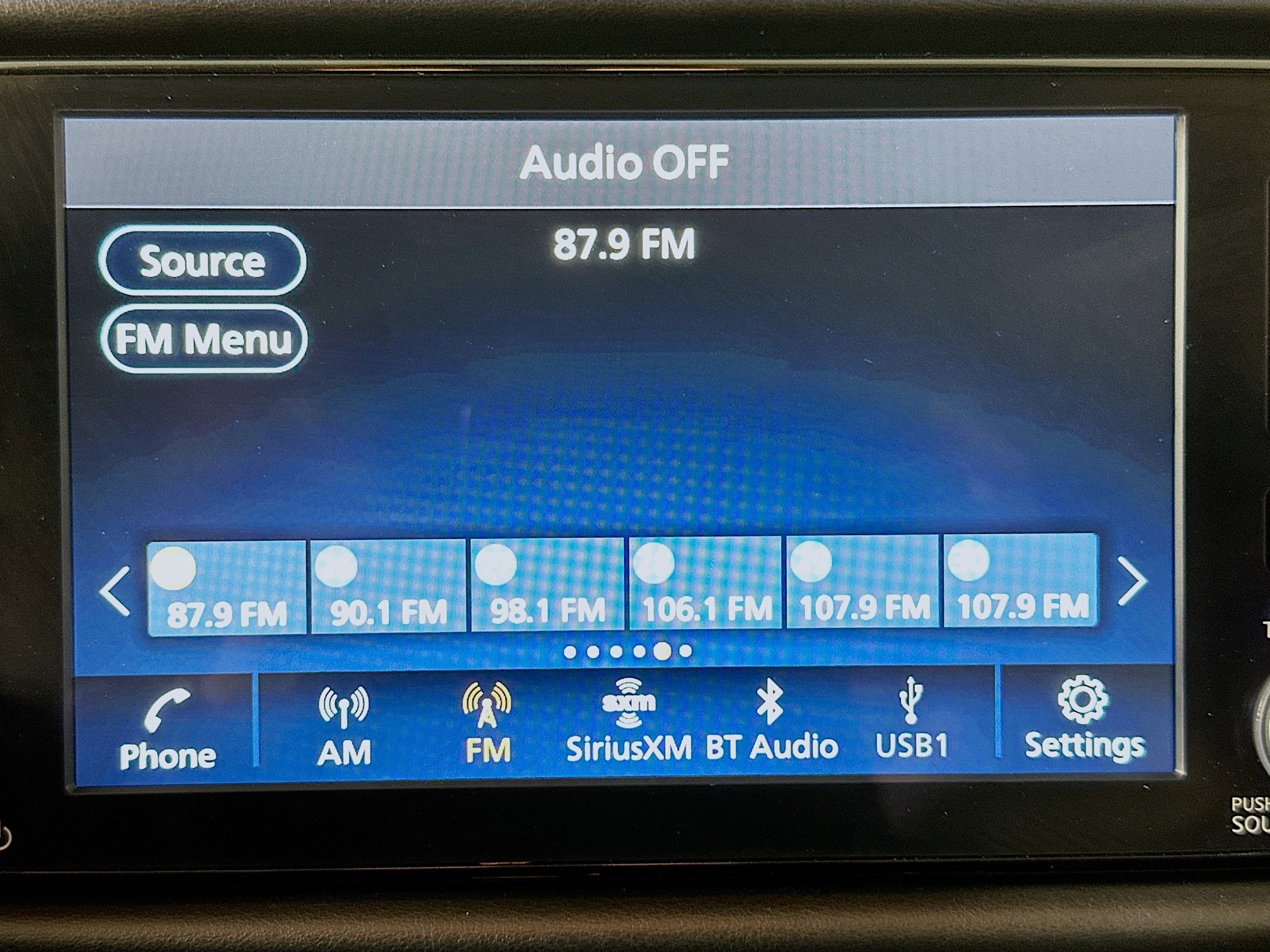 Used 2024 Nissan Kicks SR image 19