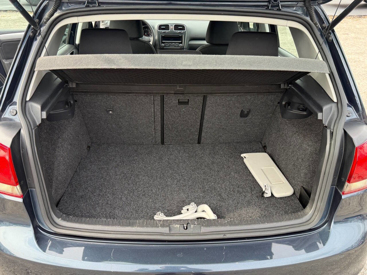 Used 2014 Volkswagen Golf 4-Door image 23