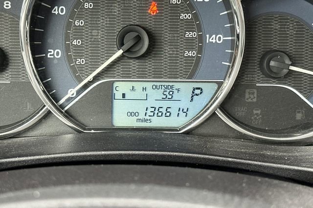 Used 2015 Toyota Corolla LE image 26