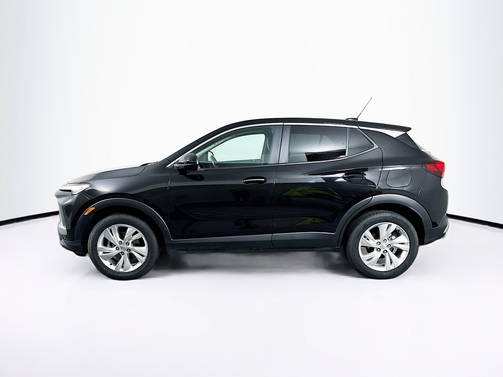 Used 2025 Buick Encore GX Preferred image 4